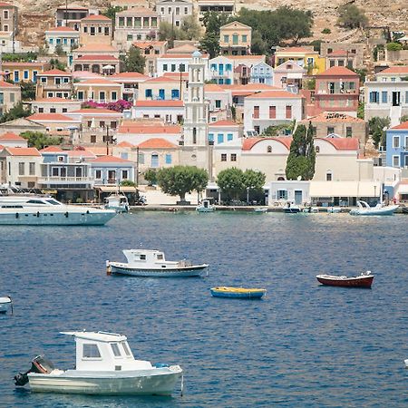 Chic & Modern Apartments With Swim Access Chalki Town Exterior foto